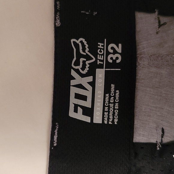 Fox shorts - Picture 2 of 10